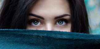 Jak podnieść powieki bez operacji?